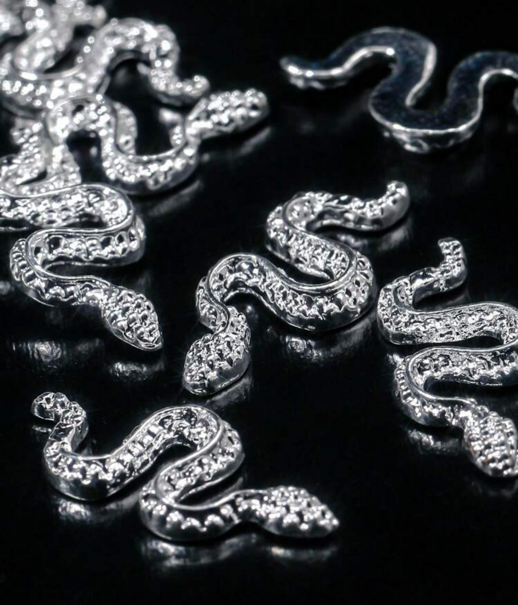 5PC SNAKE DESIGN NAIL CHARM